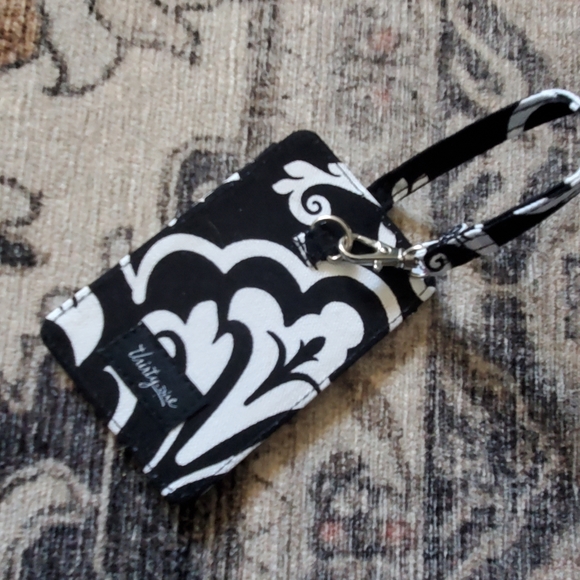 thirty-one Other - Badge Buddy by Thirty-One